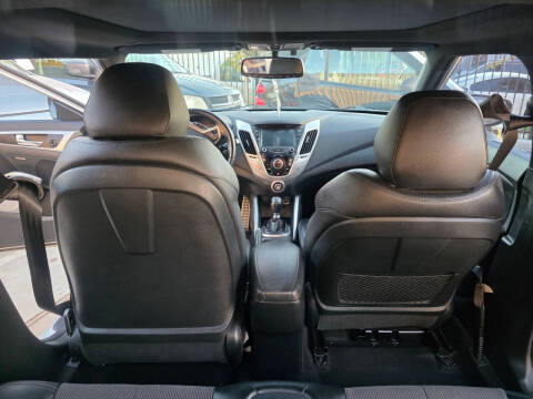 2016 Hyundai Veloster