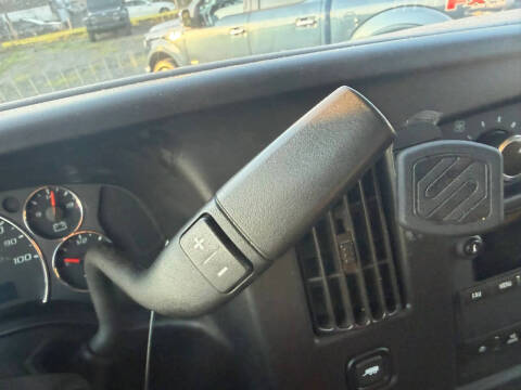 2021 Chevrolet Express 2500