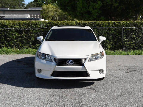 2014 Lexus ES 300h