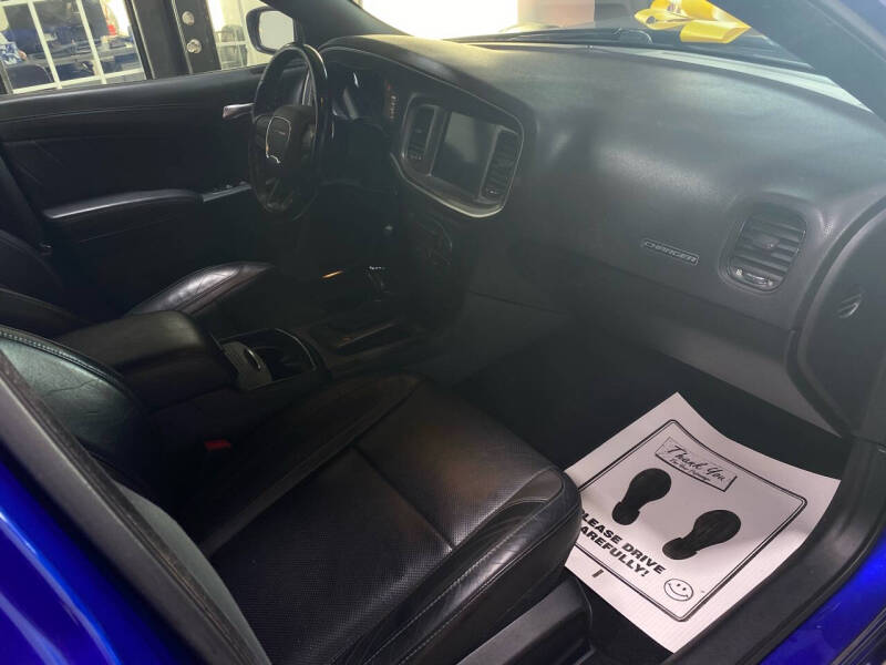 2020 Dodge Charger SXT