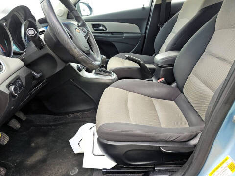 2012 Chevrolet Cruze LS