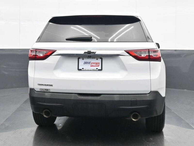 2021 Chevrolet Traverse LS