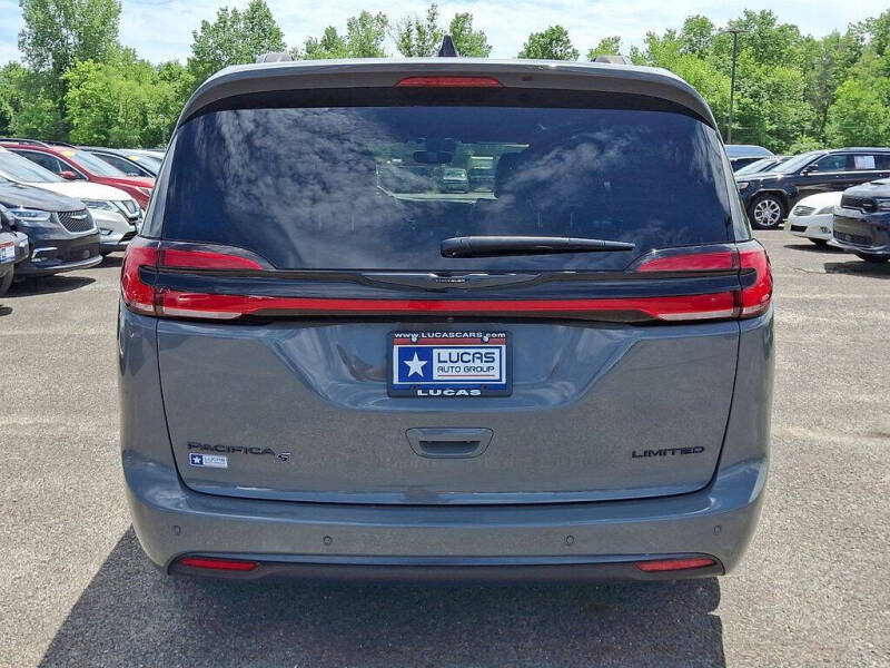 2025 Chrysler Pacifica Limited