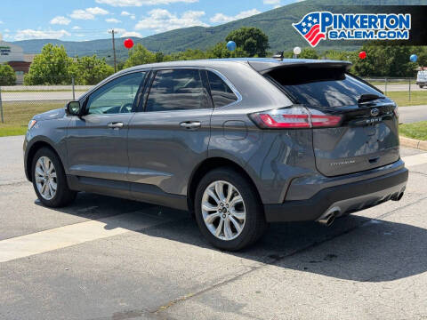 2024 Ford Edge Titanium