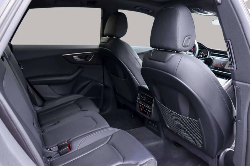 2021 Audi Q8 quattro Premium Plus 55 TFSI