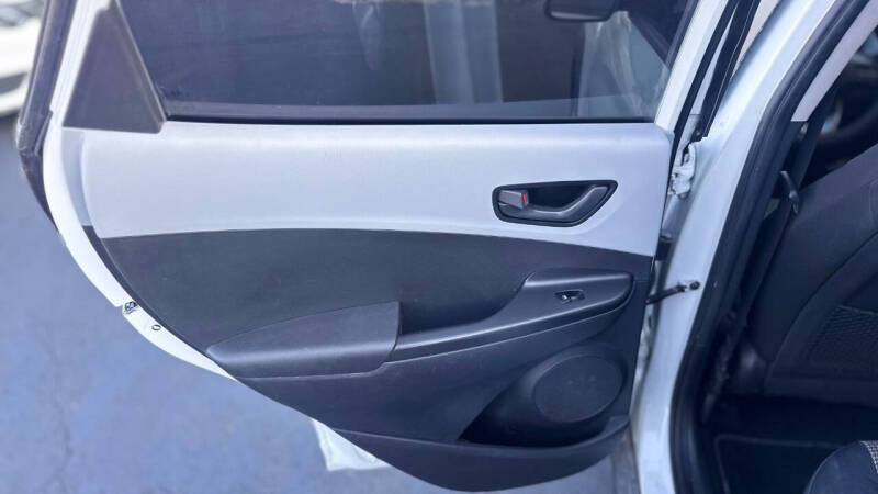 2020 Hyundai Kona SE
