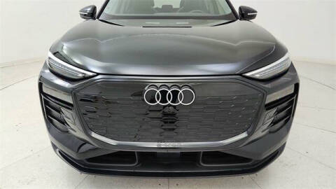 2025 Audi Q6 e-tron quattro Premium Plus