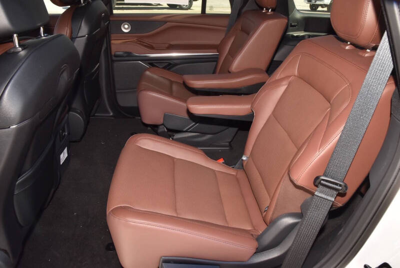 2025 Lincoln Navigator Reserve