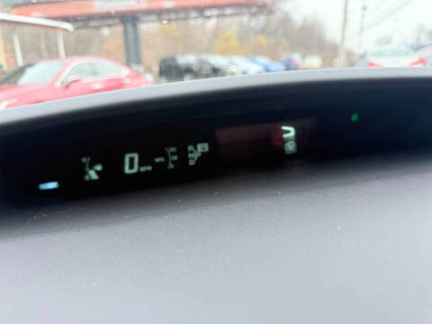 2014 Toyota Prius Five