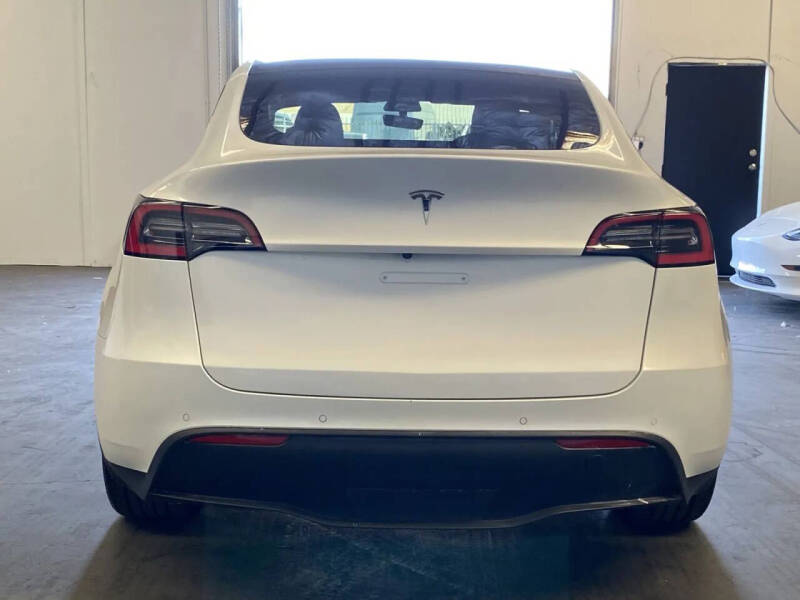 2021 Tesla Model Y Standard Range