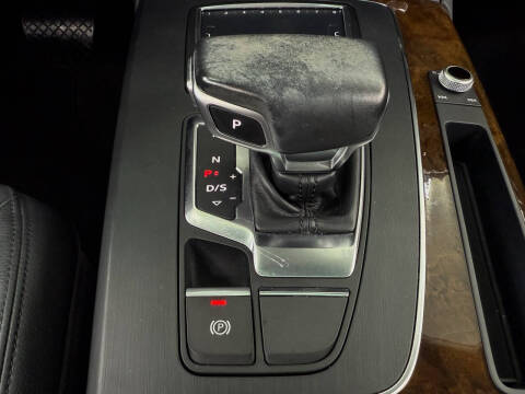 2018 Audi Q5 2.0T quattro Premium Plus