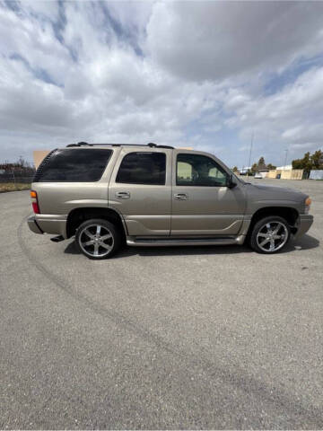2002 GMC Yukon Denali