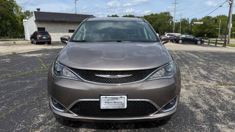 2017 Chrysler Pacifica Touring-L