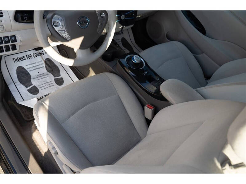 2012 Nissan LEAF SL