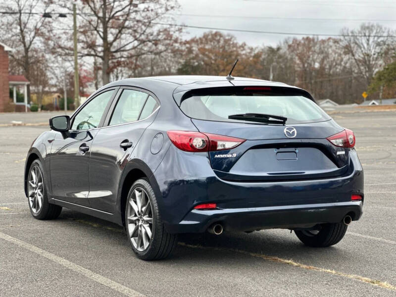 2018 Mazda MAZDA3 Touring