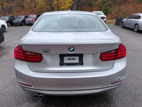 2013 BMW 3 Series 328i