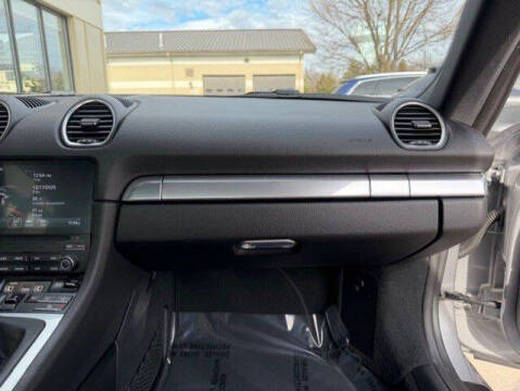 2024 Porsche 718 Cayman