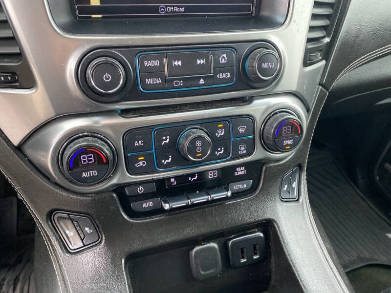 2017 Chevrolet Suburban LT