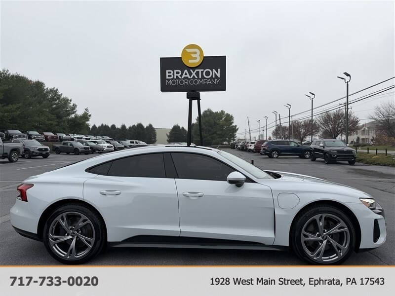 2023 Audi e-tron GT quattro Premium Plus