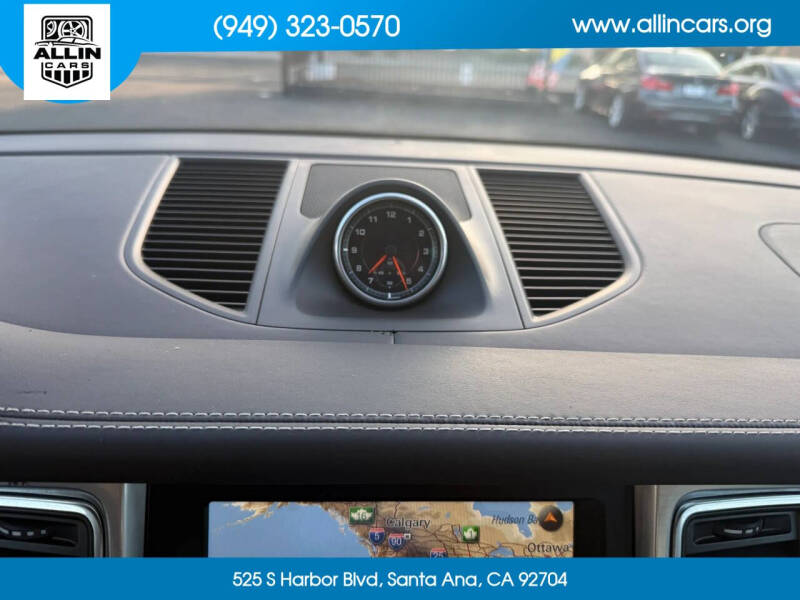2015 Porsche Macan S