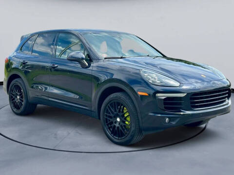 2016 Porsche Cayenne S E-Hybrid