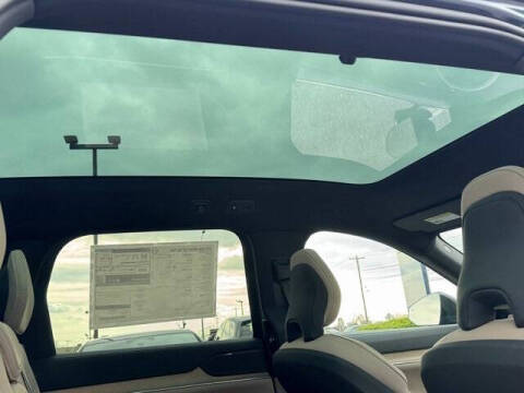 2025 Volvo EX90 Twin Plus 7P