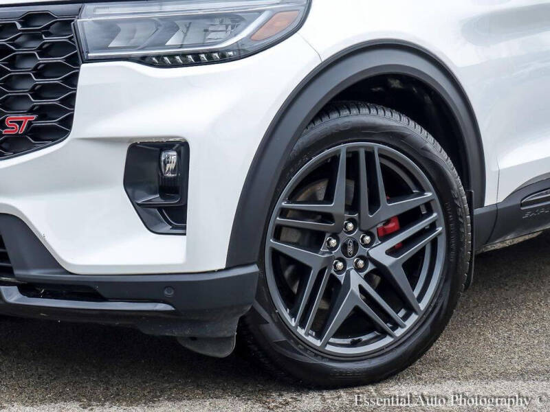 2025 Ford Explorer ST