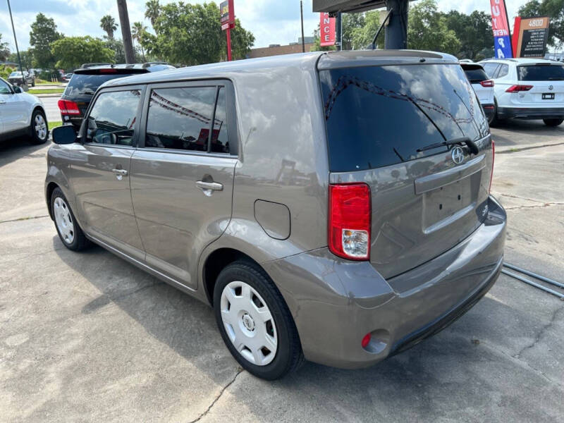 2014 Scion xB