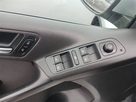 2018 Volkswagen Tiguan Limited 2.0T 4Motion