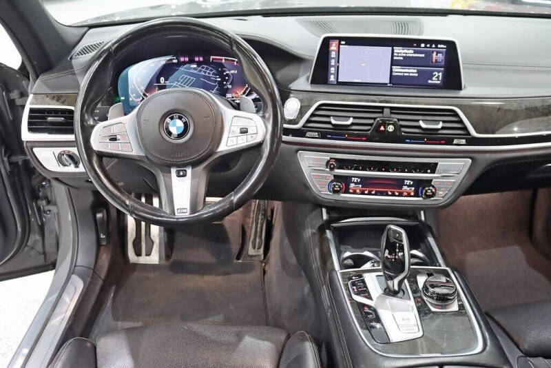 2022 BMW 7 Series 750i xDrive