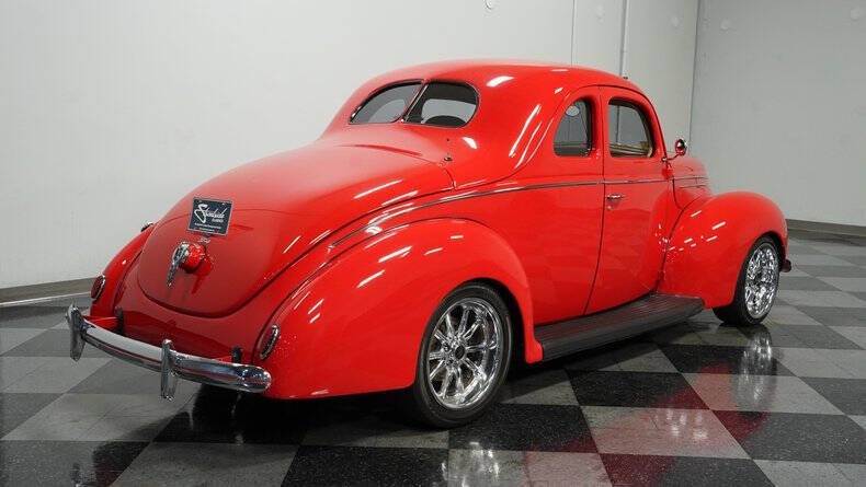 1939 Ford Deluxe