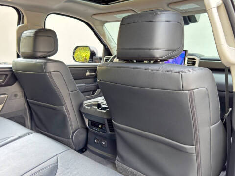 2023 Toyota Sequoia SR5