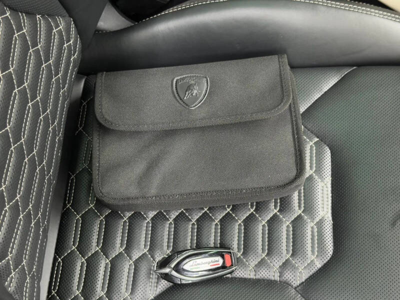 2021 Lamborghini Urus