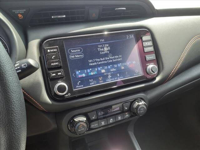 2024 Nissan Kicks SR