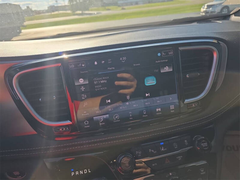 2024 Chrysler Pacifica Limited