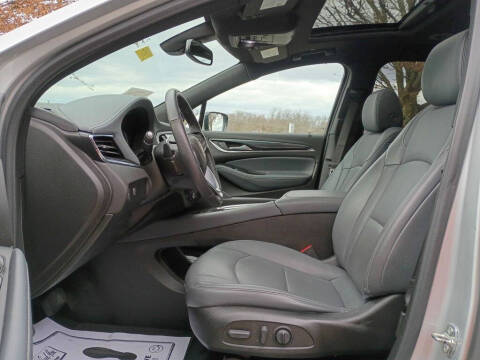 2022 Buick Enclave Essence