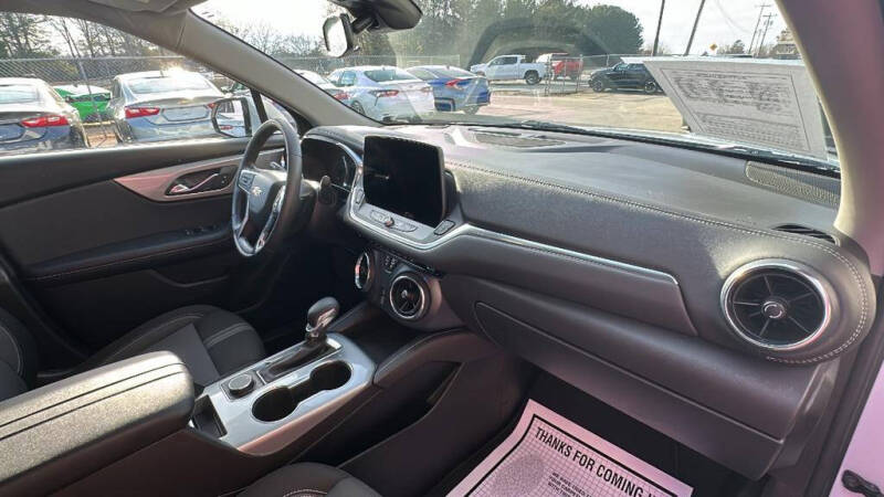 2025 Chevrolet Blazer LT