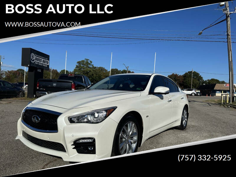 2017 INFINITI Q50 Premium's photo