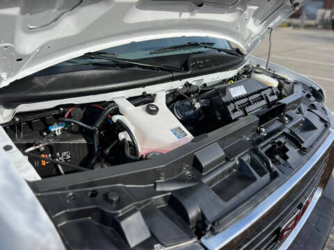 2023 GMC Savana 2500