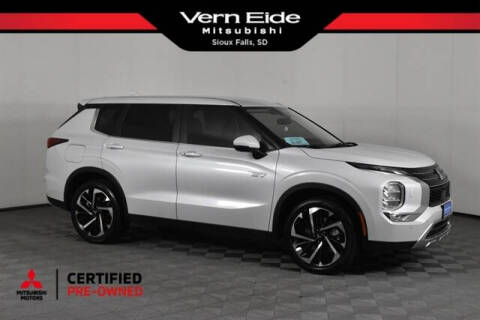 2024 Mitsubishi Outlander PHEV SE