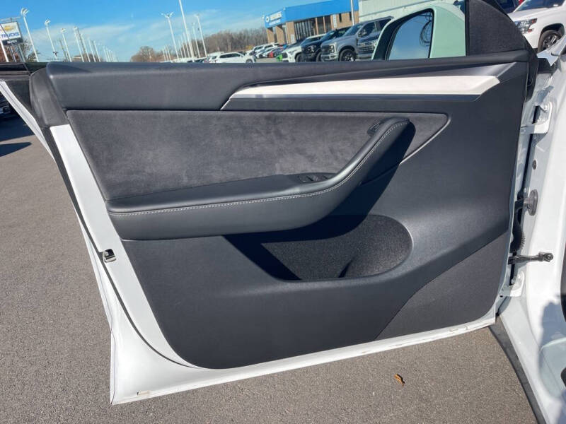 2023 Tesla Model Y Performance