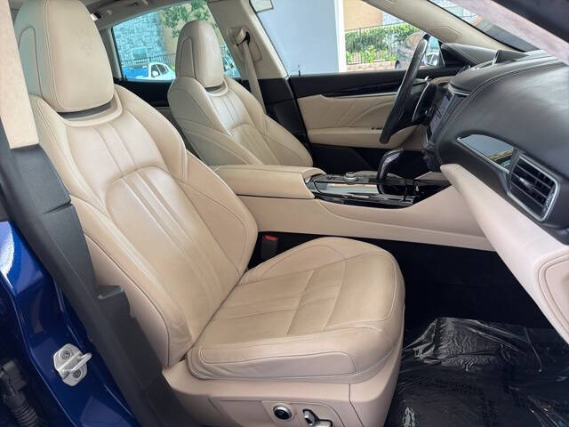 2022 Maserati Levante Modena