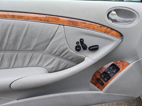 2004 Mercedes-Benz CLK CLK 320