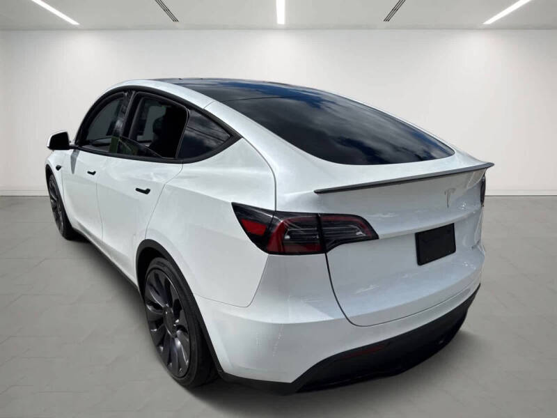 2025 Tesla Model Y Performance
