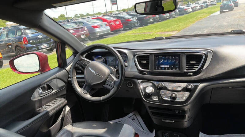 2019 Chrysler Pacifica Touring Plus