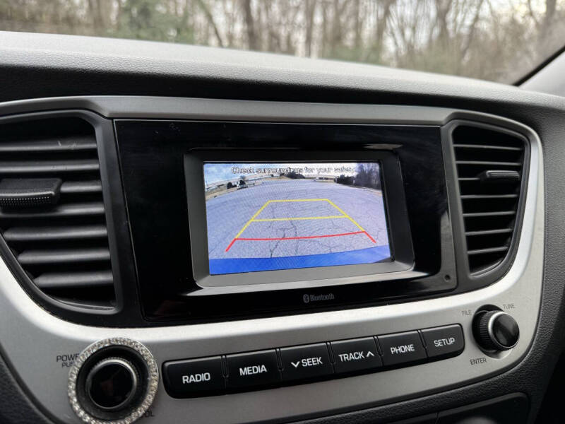 2019 Hyundai Accent SE