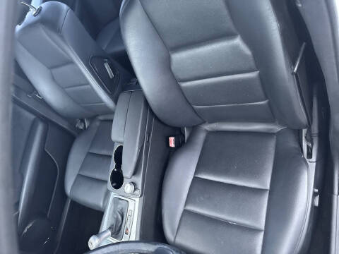 2010 Mercedes-Benz C-Class C 300 Luxury