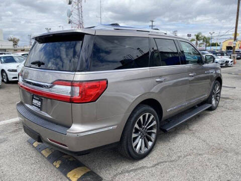 2019 Lincoln Navigator Select