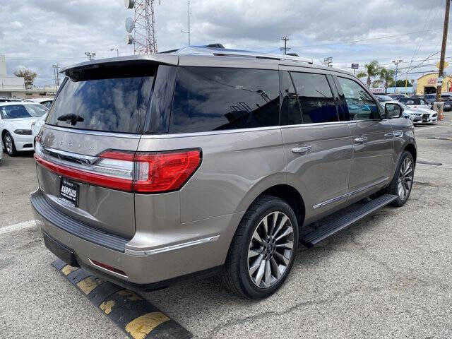 2019 Lincoln Navigator Select