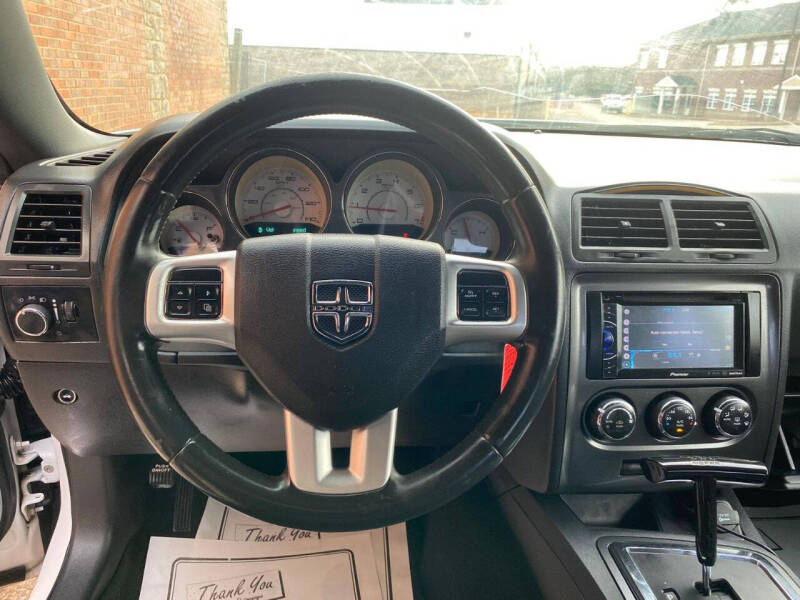 2012 Dodge Challenger SXT